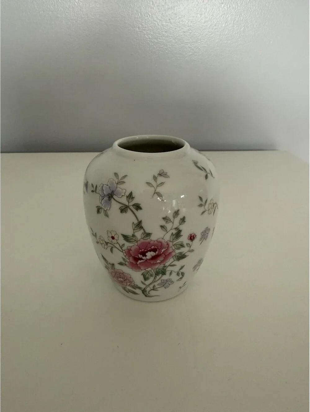 Lemax Small Ginger Jar Flower Vase w/ Chrysanthemum Flowers Pattern ~ No Lid EUC